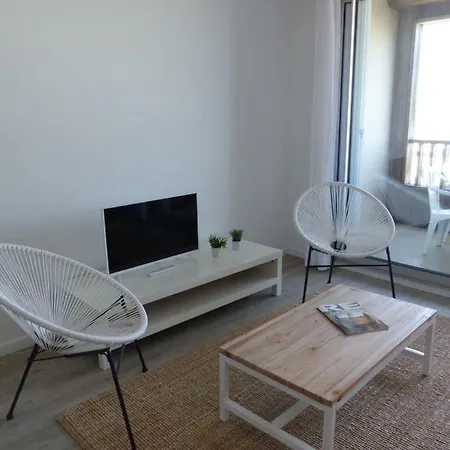 Des Minimes Ponant 6 Vue Apartamento